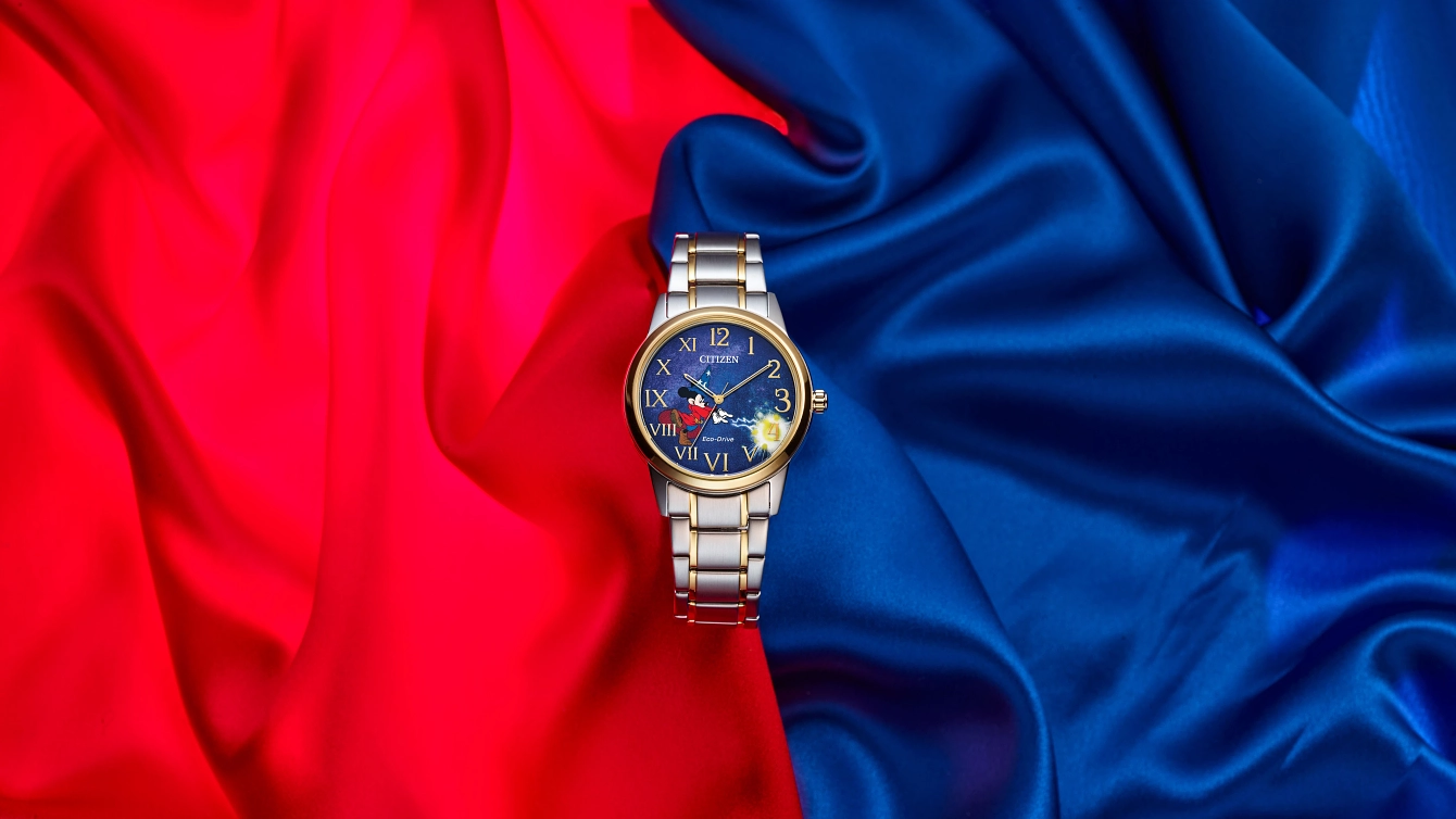 Sorcerer's Apprentice Mickey Blue Dial Stainless Steel Bracelet Sorcerer's Apprentice Mickey Blue Dial Stainless Steel Bracelet